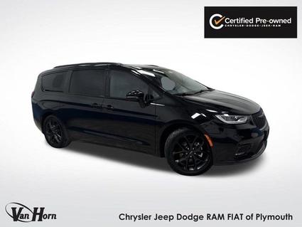 2025 Chrysler Pacifica Plymouth WI
