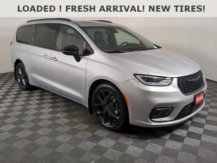 2023 Chrysler Pacifica Champaign IL