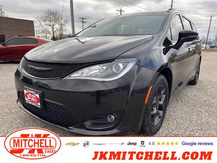 2018 Chrysler Pacifica Casey IL
