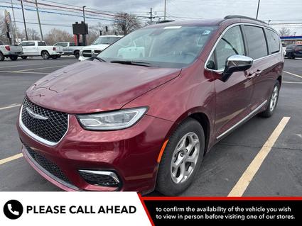 2023 Chrysler Pacifica Van Wert OH