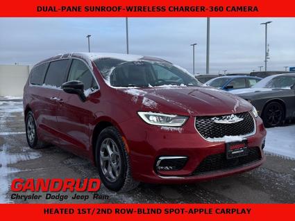 2024 Chrysler Pacifica Green Bay WI