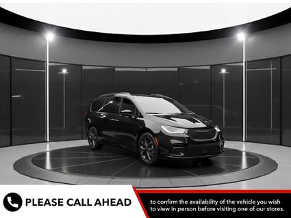 2024 Chrysler Pacifica Van Wert OH