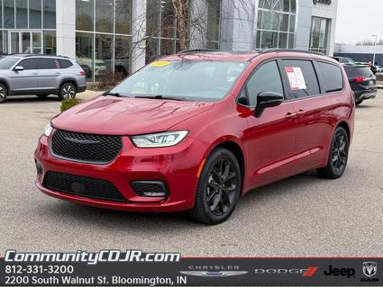 2025 Chrysler Pacifica Bloomington IN