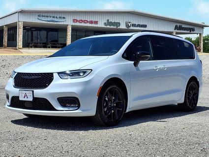 2026 Chrysler Pacifica Pleasanton TX