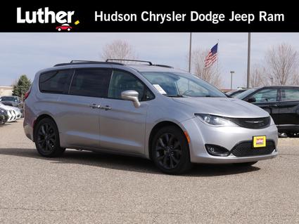 2019 Chrysler Pacifica Hudson WI