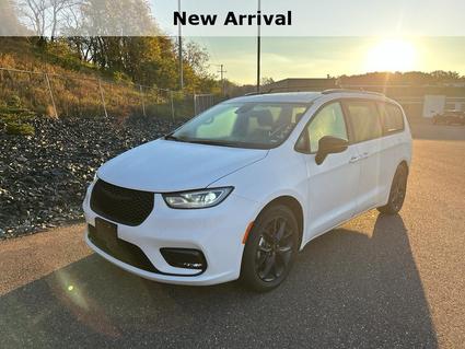 2025 Chrysler Pacifica Wausau WI