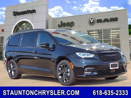 2025 Chrysler Pacifica Staunton IL