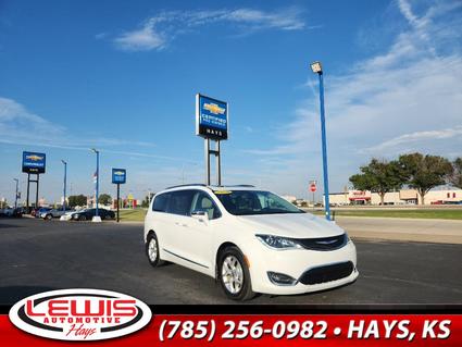 2020 Chrysler Pacifica Hays KS