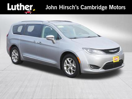 2018 Chrysler Pacifica Cambridge MN