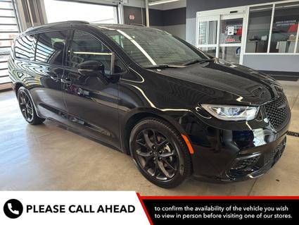 2025 Chrysler Pacifica Van Wert OH