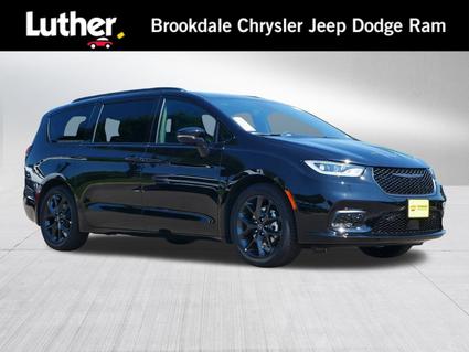 2025 Chrysler Pacifica Minneapolis MN