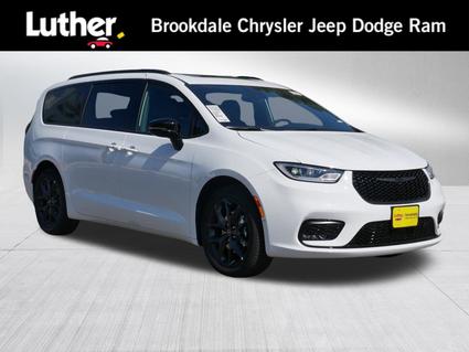 2026 Chrysler Pacifica Minneapolis MN