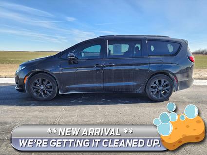 2018 Chrysler Pacifica Watseka IL