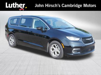 2024 Chrysler Pacifica Cambridge MN