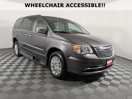 2015 Chrysler Town & Country Tilton IL