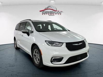 2023 Chrysler Pacifica Lawrence KS