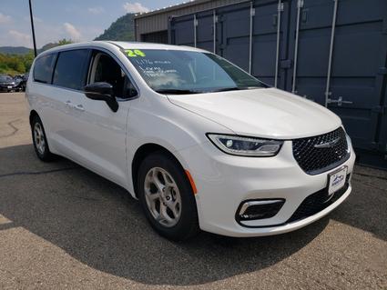2024 Chrysler Pacifica Winona MN
