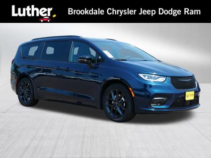 2025 Chrysler Pacifica Minneapolis MN