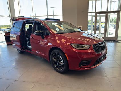 2026 Chrysler Pacifica Enterprise AL