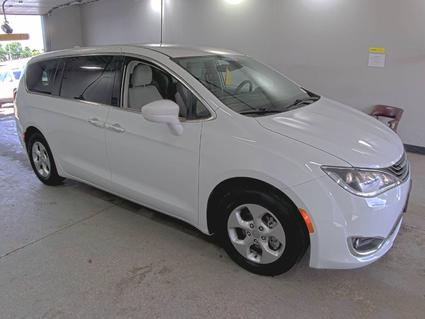 2017 Chrysler Pacifica St Cloud MN