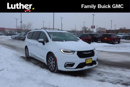 2023 Chrysler Pacifica Fargo ND