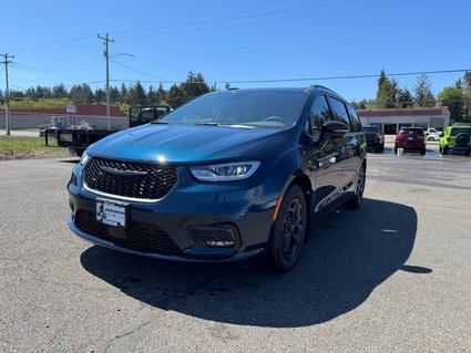 2025 Chrysler Pacifica Cops Bay OR
