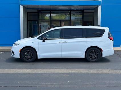 2024 Chrysler Pacifica Farmington MO