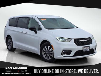 2024 Chrysler Pacifica San Leandro CA