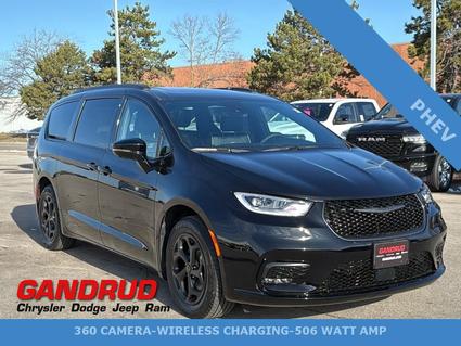 2025 Chrysler Pacifica Green Bay WI