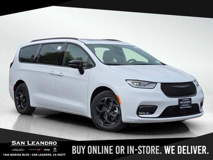 2025 Chrysler Pacifica San Leandro CA