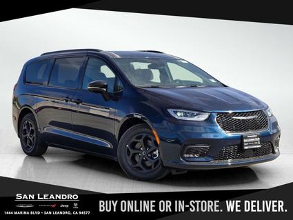 2025 Chrysler Pacifica San Leandro CA