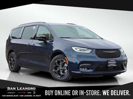 2025 Chrysler Pacifica San Leandro CA
