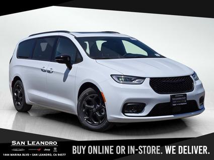 2025 Chrysler Pacifica San Leandro CA