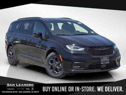 2025 Chrysler Pacifica San Leandro CA