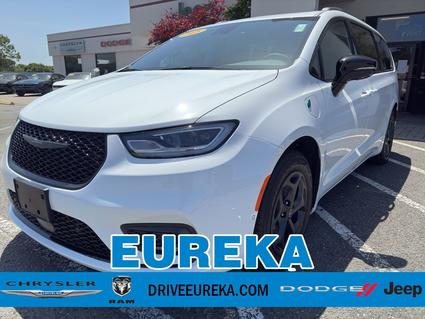 2025 Chrysler Pacifica Eureka CA