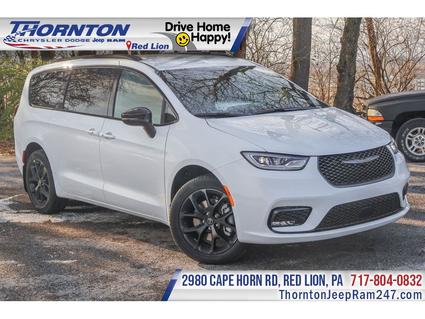 2026 Chrysler Pacifica Red Lion PA