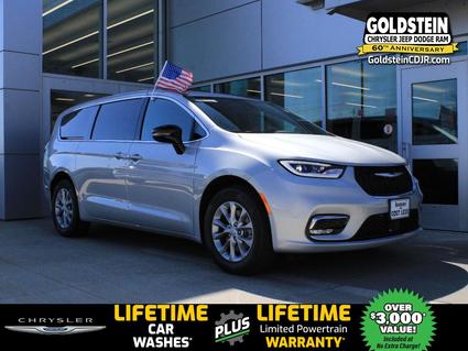 2026 Chrysler Pacifica Latham NY