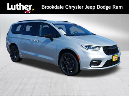 2026 Chrysler Pacifica Minneapolis MN