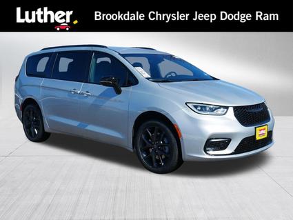 2026 Chrysler Pacifica Minneapolis MN