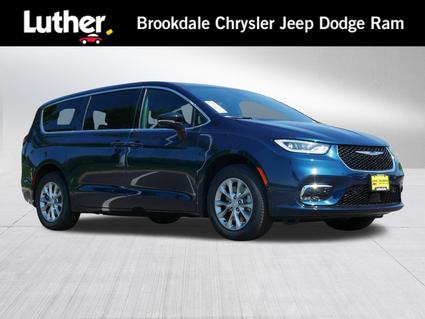 2025 Chrysler Pacifica Minneapolis MN