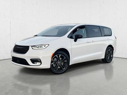 2026 Chrysler Pacifica Valparaiso IN