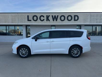 2026 Chrysler Pacifica Marshall MN