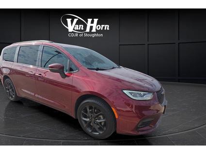 2023 Chrysler Pacifica North Stoughton WI