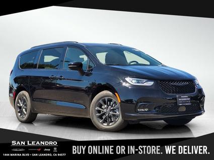 2025 Chrysler Pacifica San Leandro CA