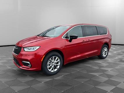 2026 Chrysler Pacifica Antigo WI