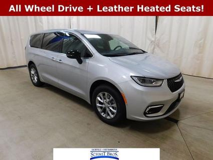 2026 Chrysler Pacifica Saukville WI