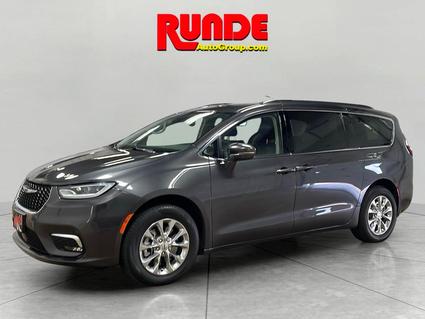 2022 Chrysler Pacifica Hazel Green WI
