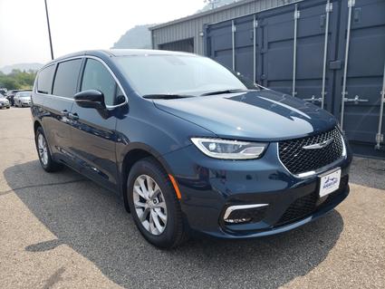 2025 Chrysler Pacifica Winona MN