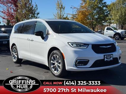2026 Chrysler Pacifica Milwaukee WI