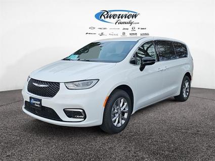 2026 Chrysler Pacifica Chamberlain SD